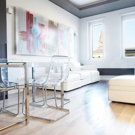 Jewel Apartment Vista Duomo 100M 밀라노 외부 사진