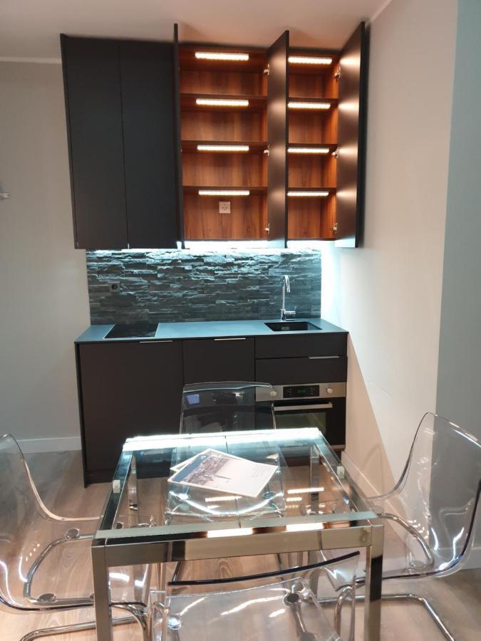 Jewel Apartment Vista Duomo 100M 밀라노 외부 사진